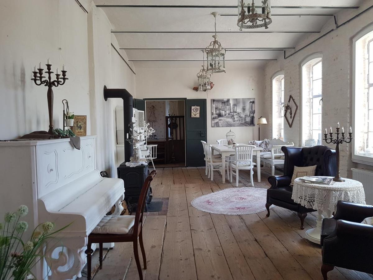 Alte Lebkuchenfabrik Bed and Breakfast Kremmen Eksteriør billede