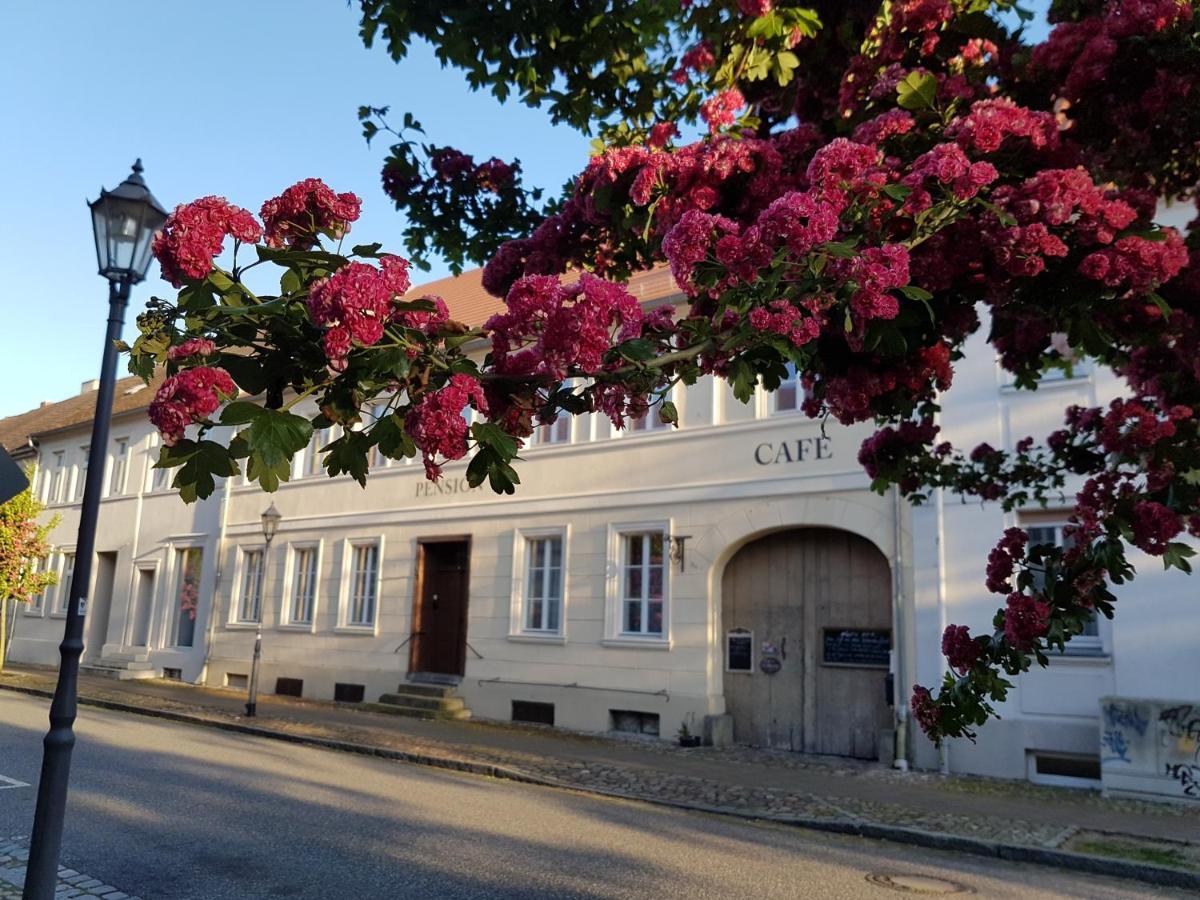 Alte Lebkuchenfabrik Bed and Breakfast Kremmen Eksteriør billede